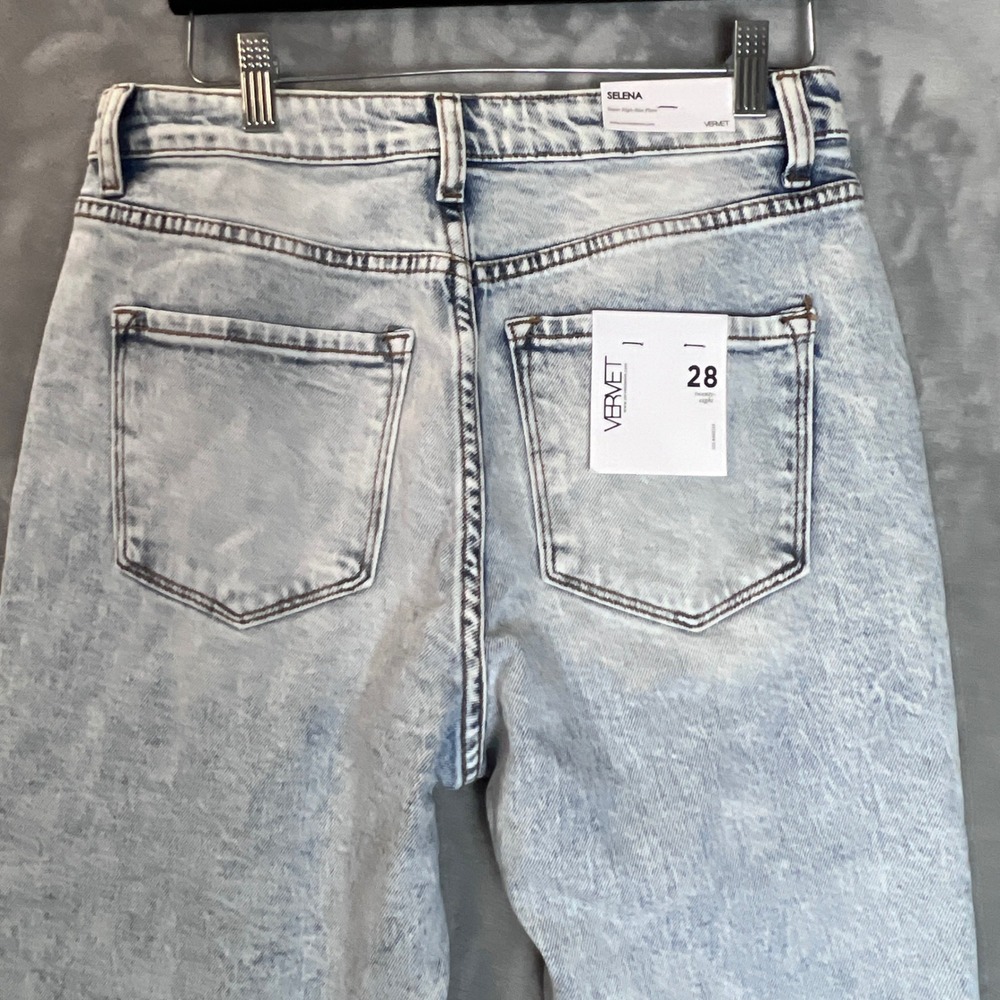Vervet Jeans Selena High Rise Straight Leg Light Acid Wash Frayed Hem 28 - Picture 12 of 12